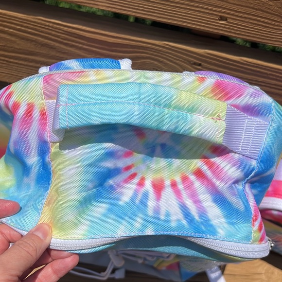 Pottery Barn Kids/Teen Backpack and Lunchbox - Picture 2 of 7